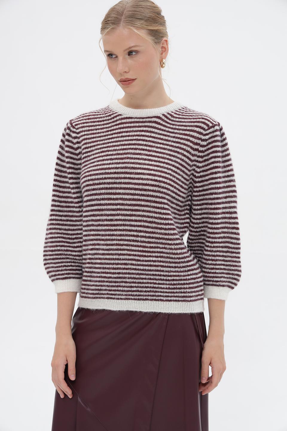 Пуловер Rich and Royal в полоску