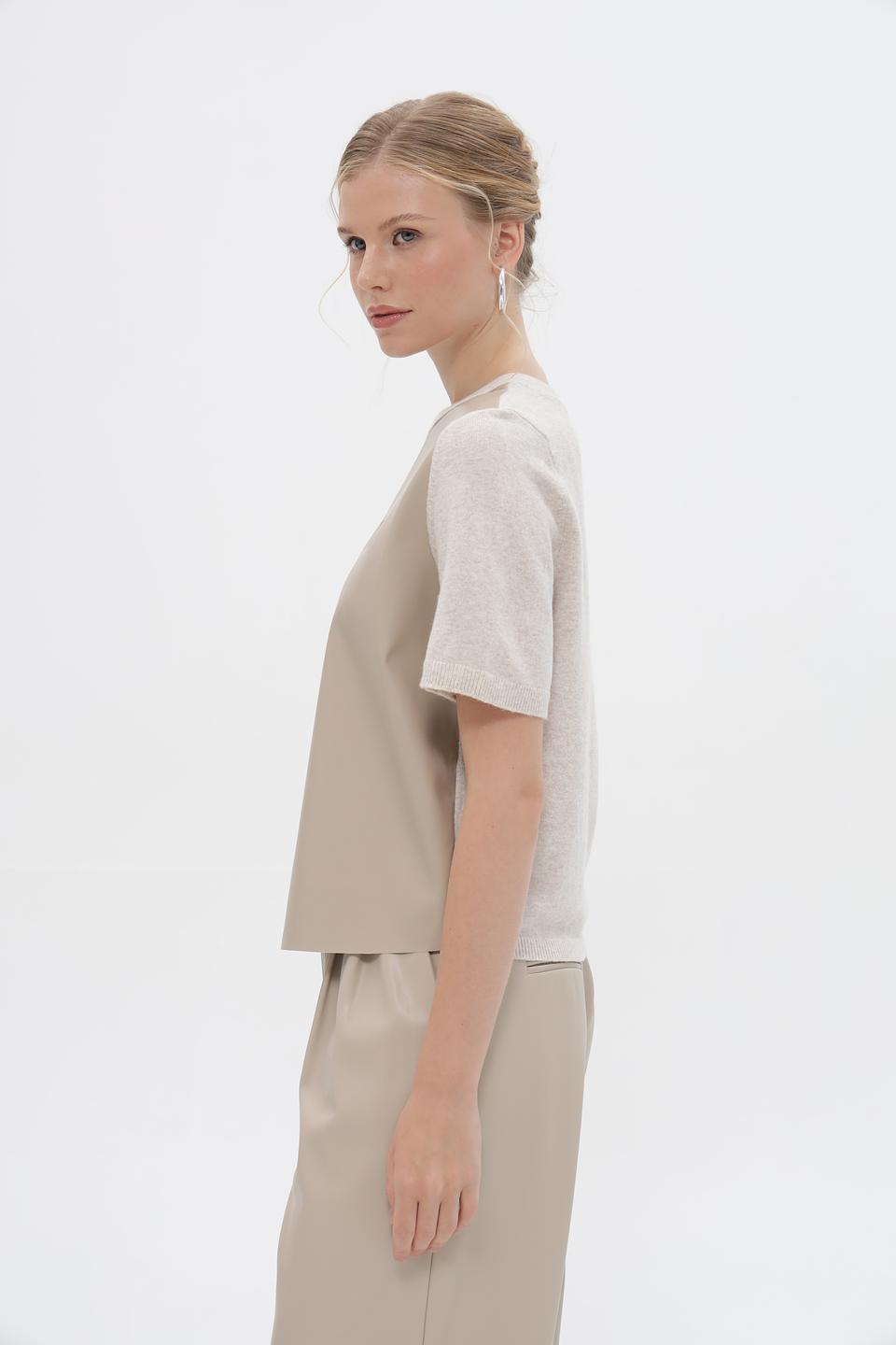 Пуловер Oui комбинированный бежевый