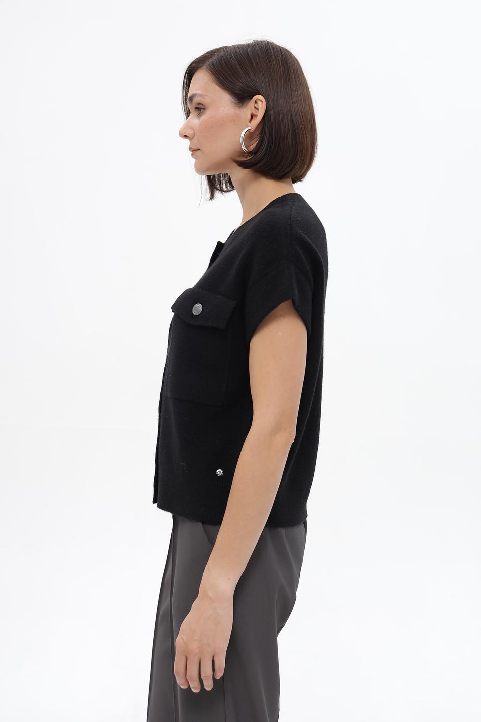 Жакет Monari чёрный с карманами