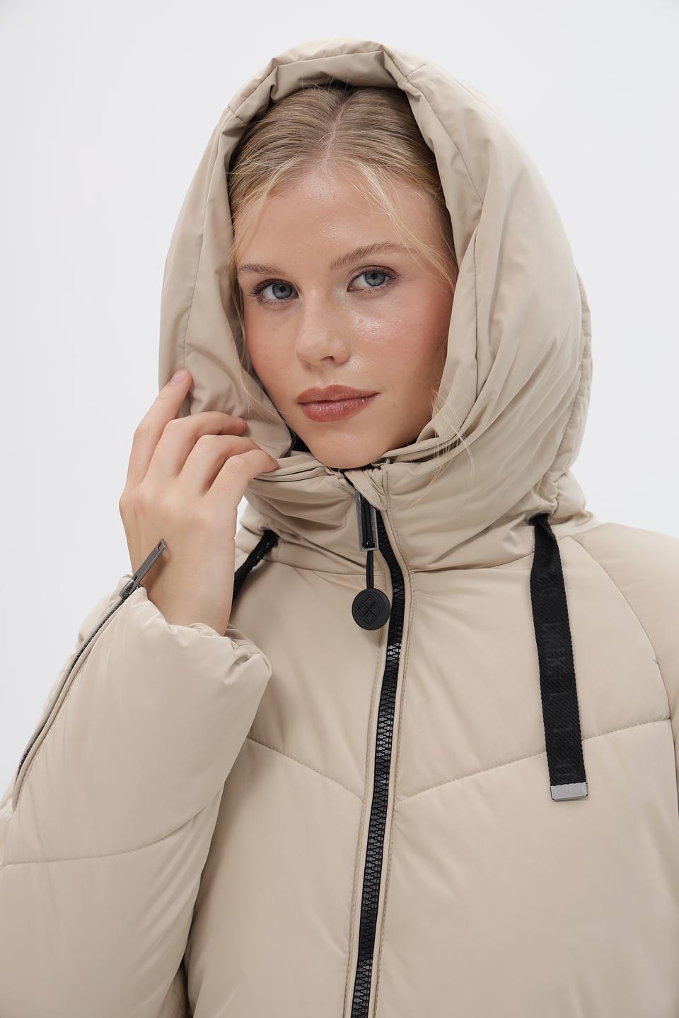 Куртка District стеганая бежевая
