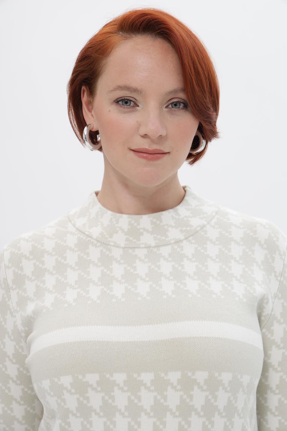 Пуловер Passioni в клетку