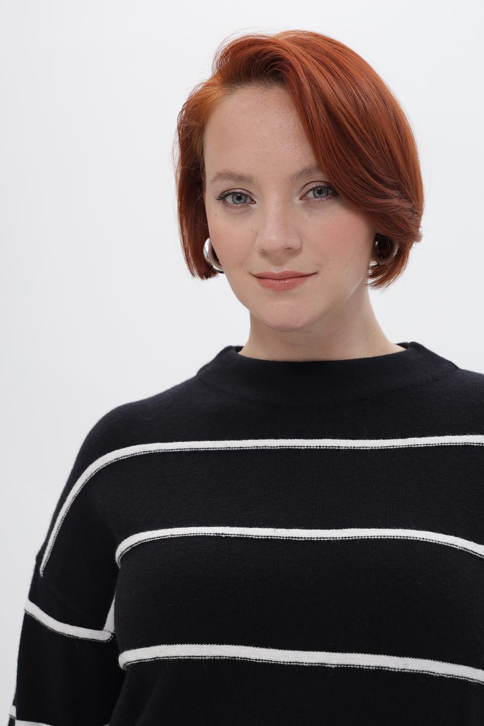 Пуловер Lebek в полоску