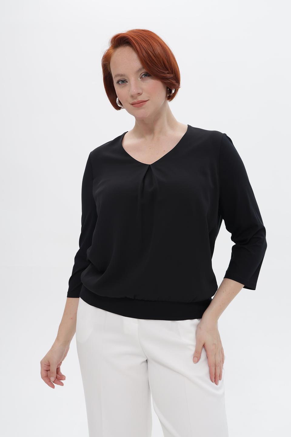Блузка Frank Walder черная с V-образным вырезом