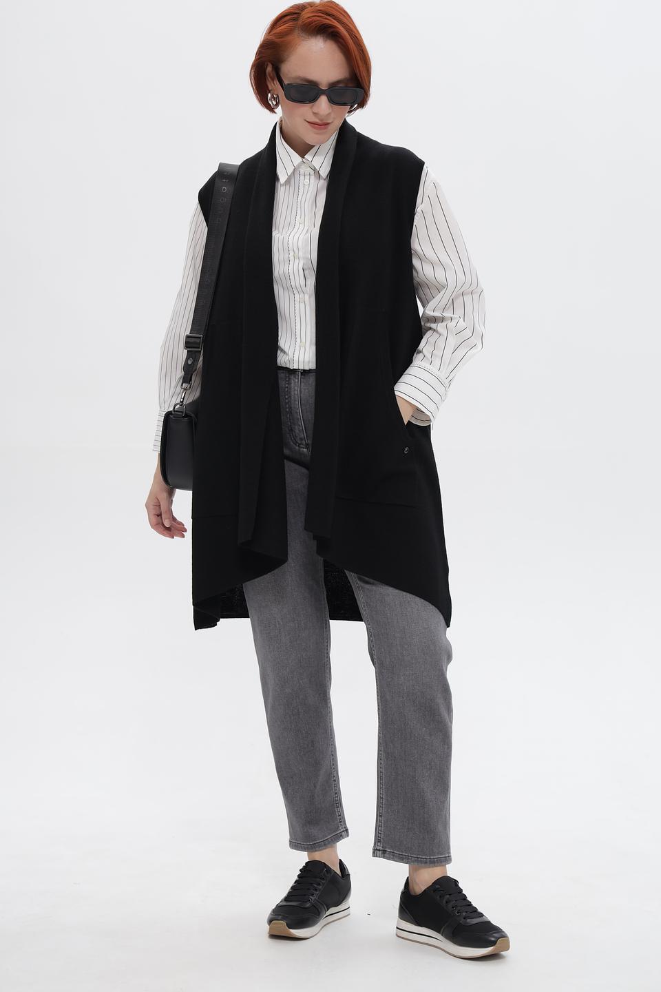 Жилет Frapp черный удлиненный