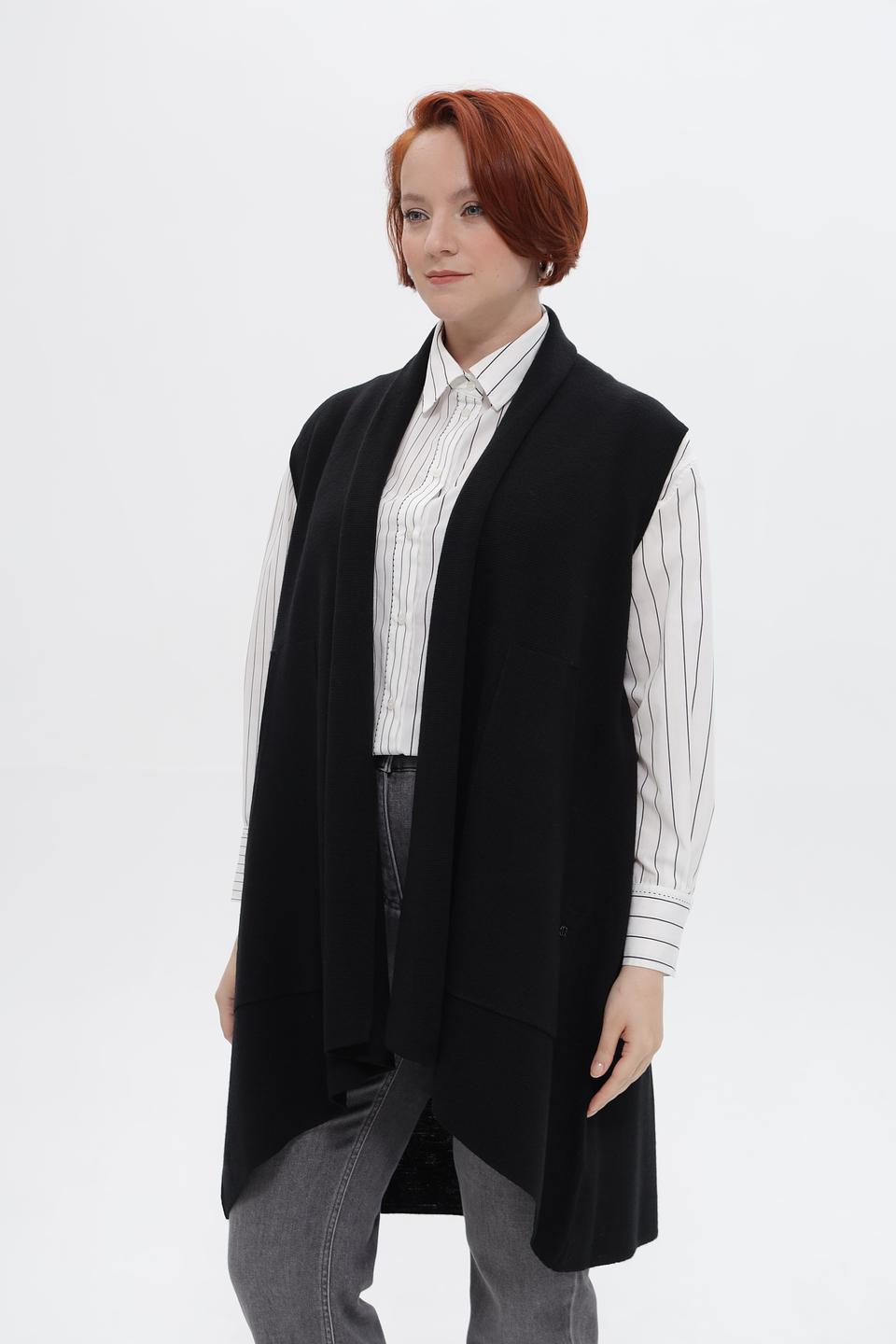 Жилет Frapp черный удлиненный