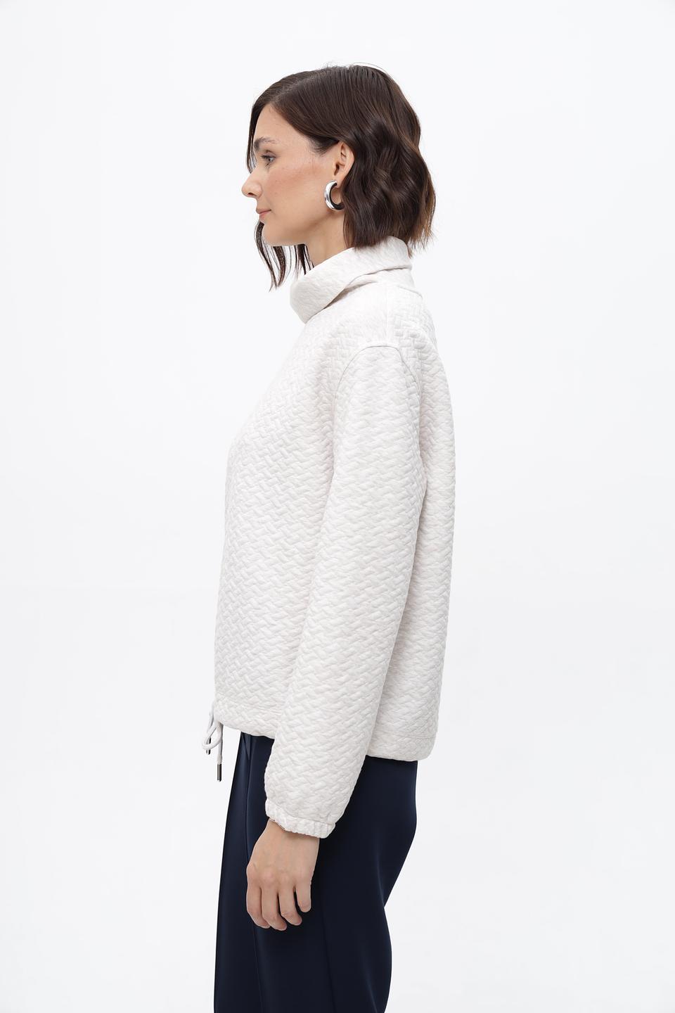 Пуловер More and More стеганый молочный