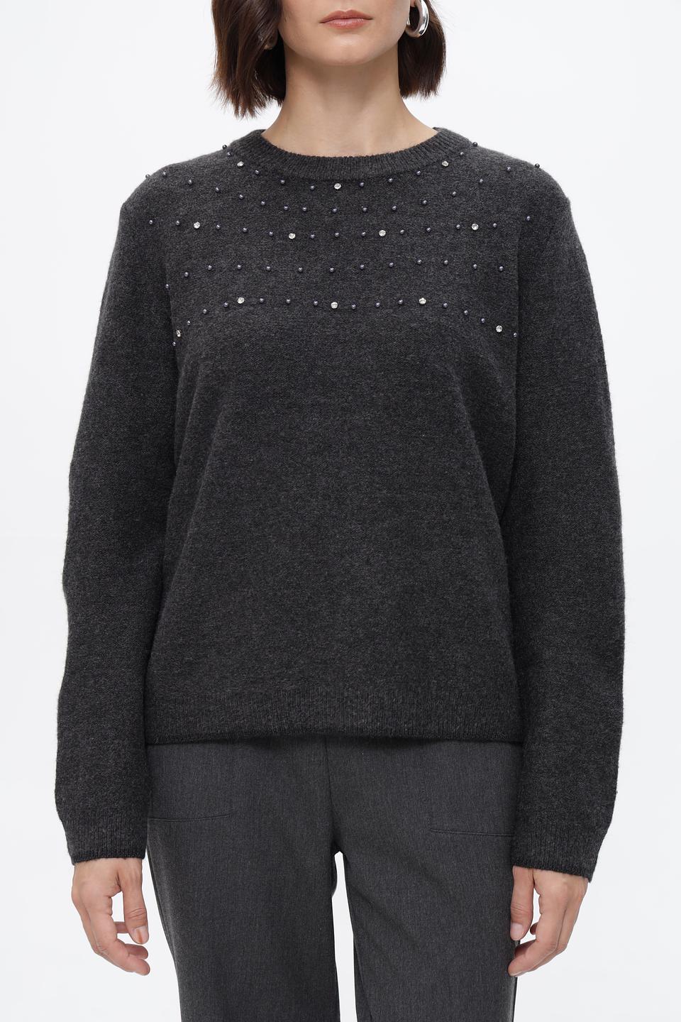 Пуловер Broadway с бусинами серый