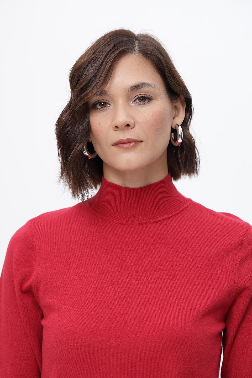 Пуловер Broadway с коротким рукавом