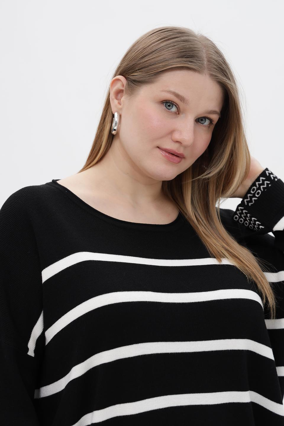 Пуловер в полоску Doris Streich