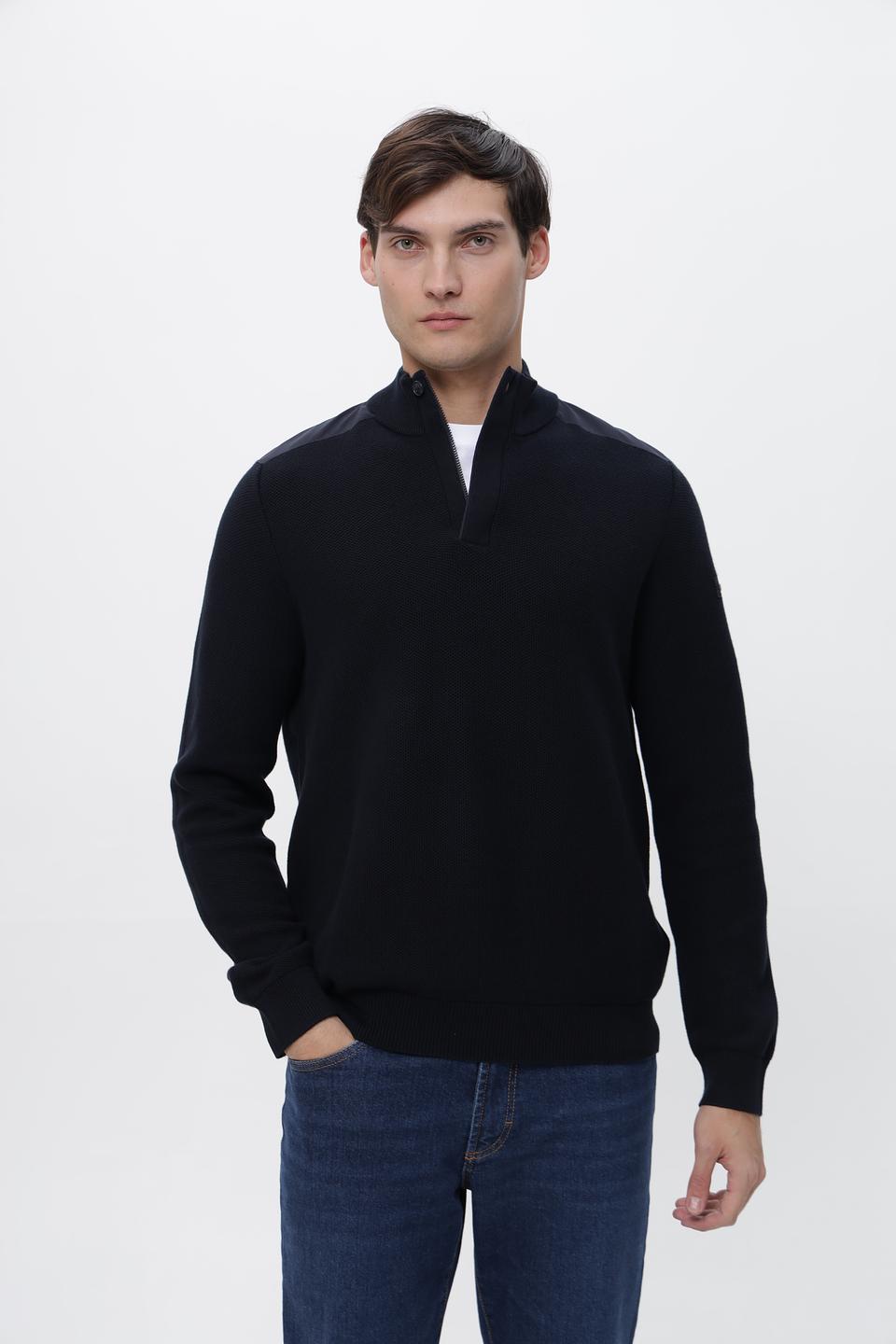 Джемпер Bugatti с воротником