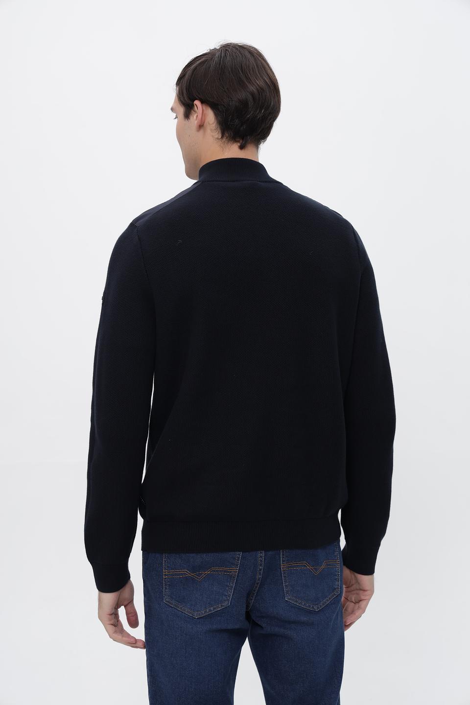 Джемпер Bugatti с воротником