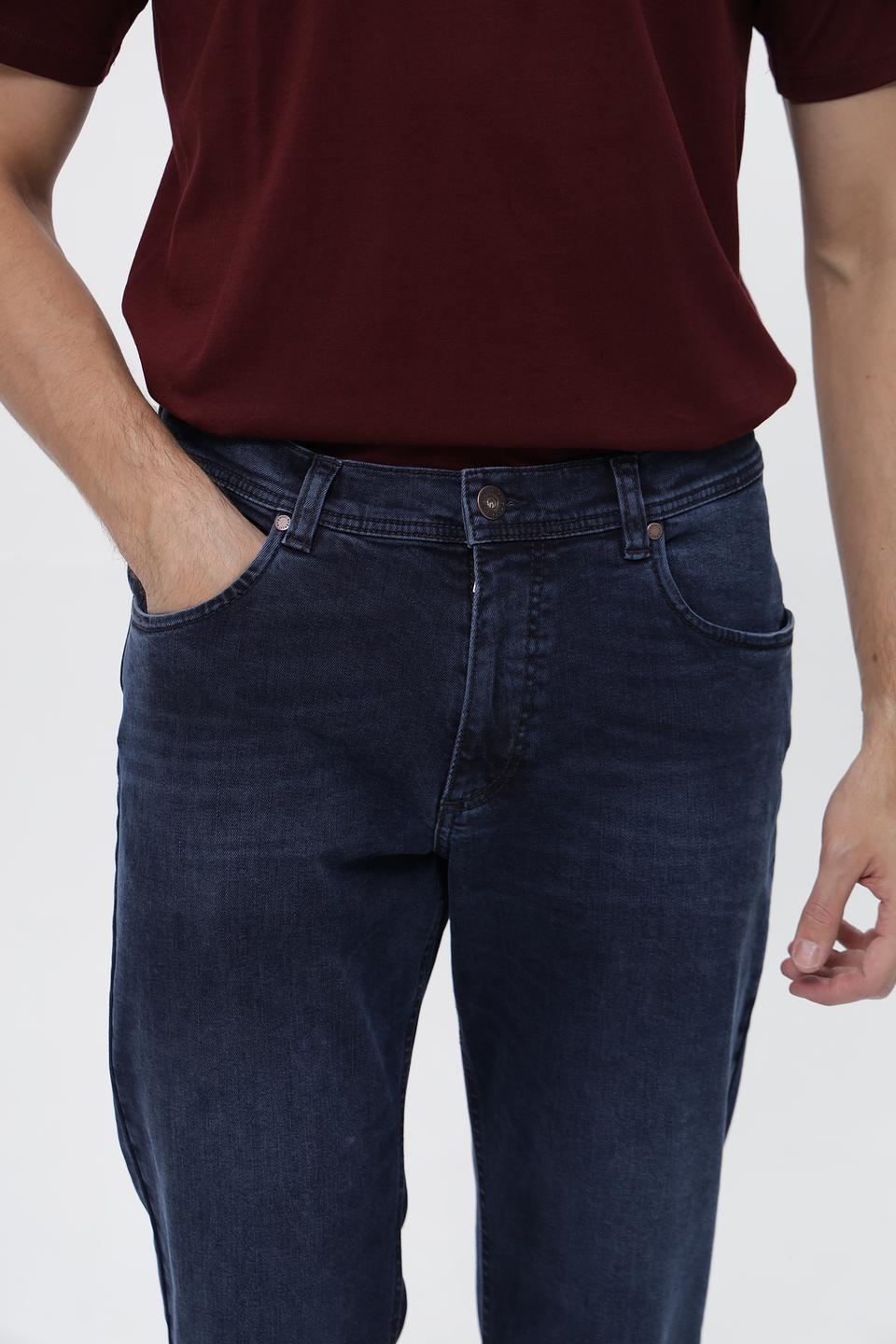 Джинсы Bugatti классического кроя