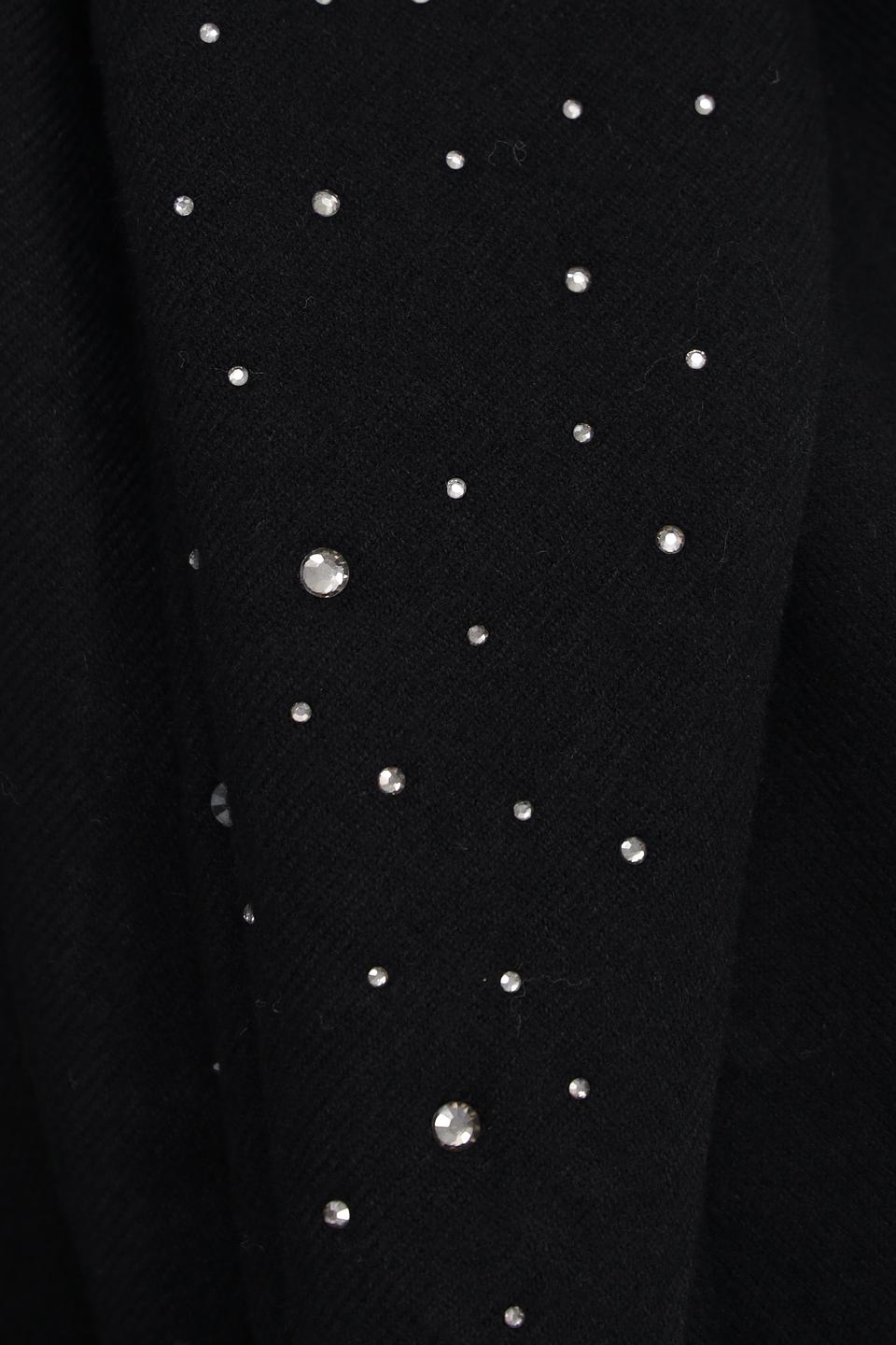 Шарф Fraas чёрный с декором