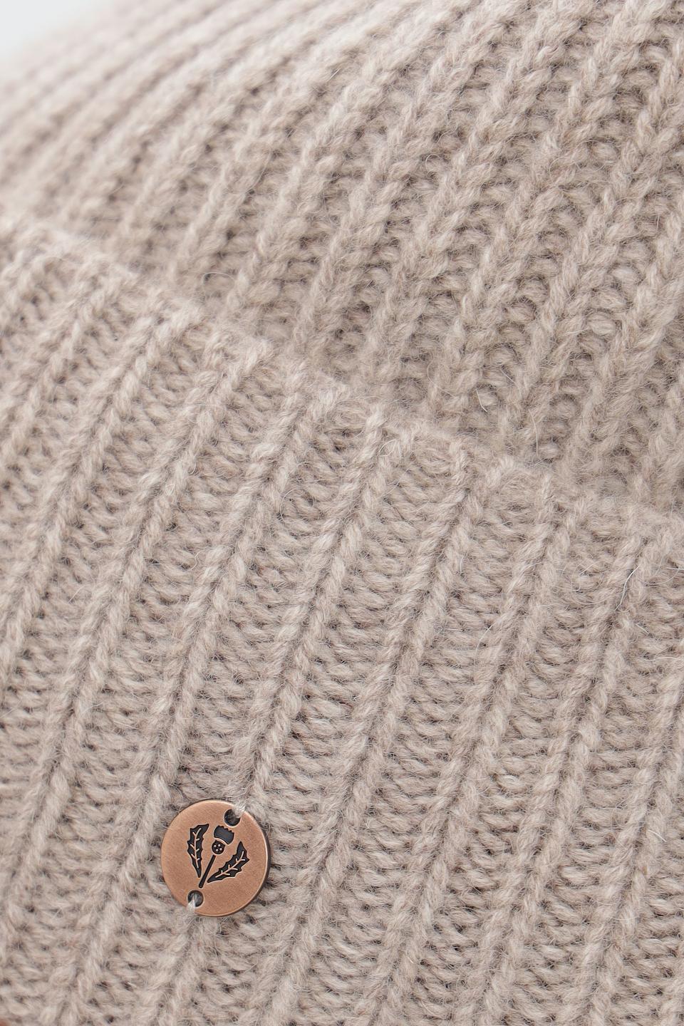 Шапка Fraas вязаная бежевая