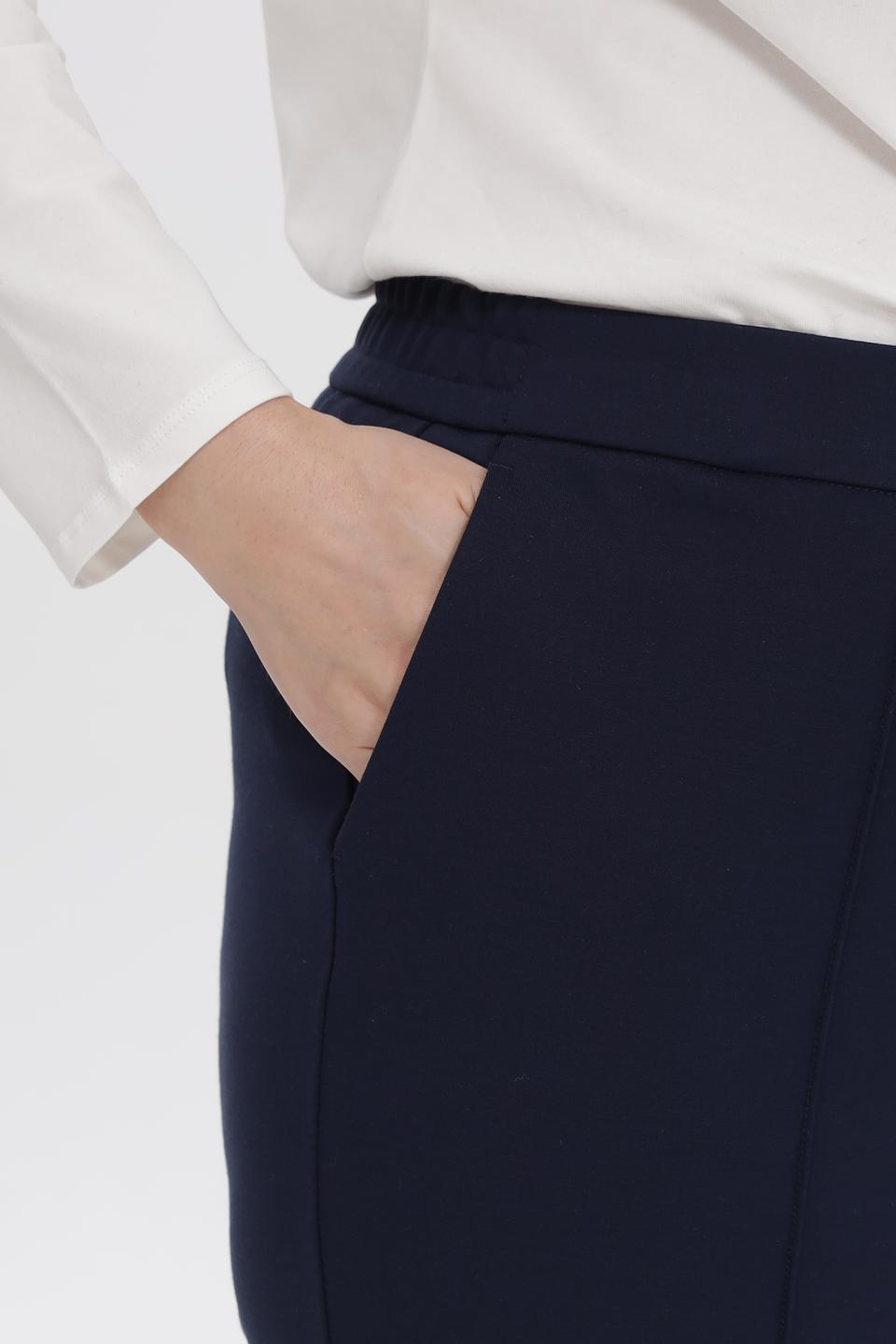 Брюки классические Olsen темно-синие