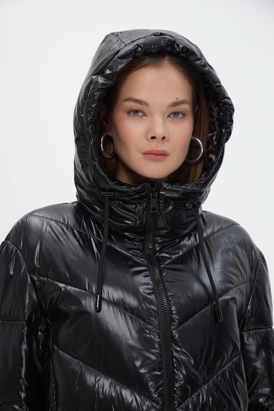 Пальто Marc Cain Sports стеганое черное