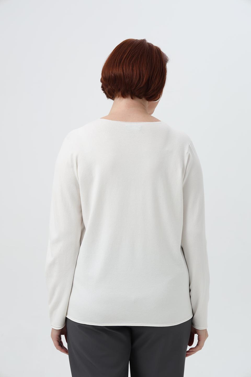 Пуловер Gollehaug с вышивкой