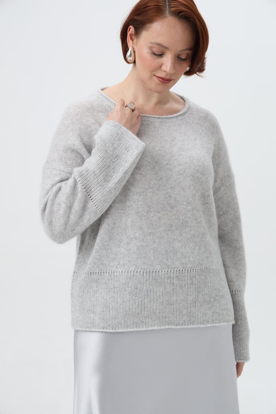 Пуловер Herzens Angelegenheit серый