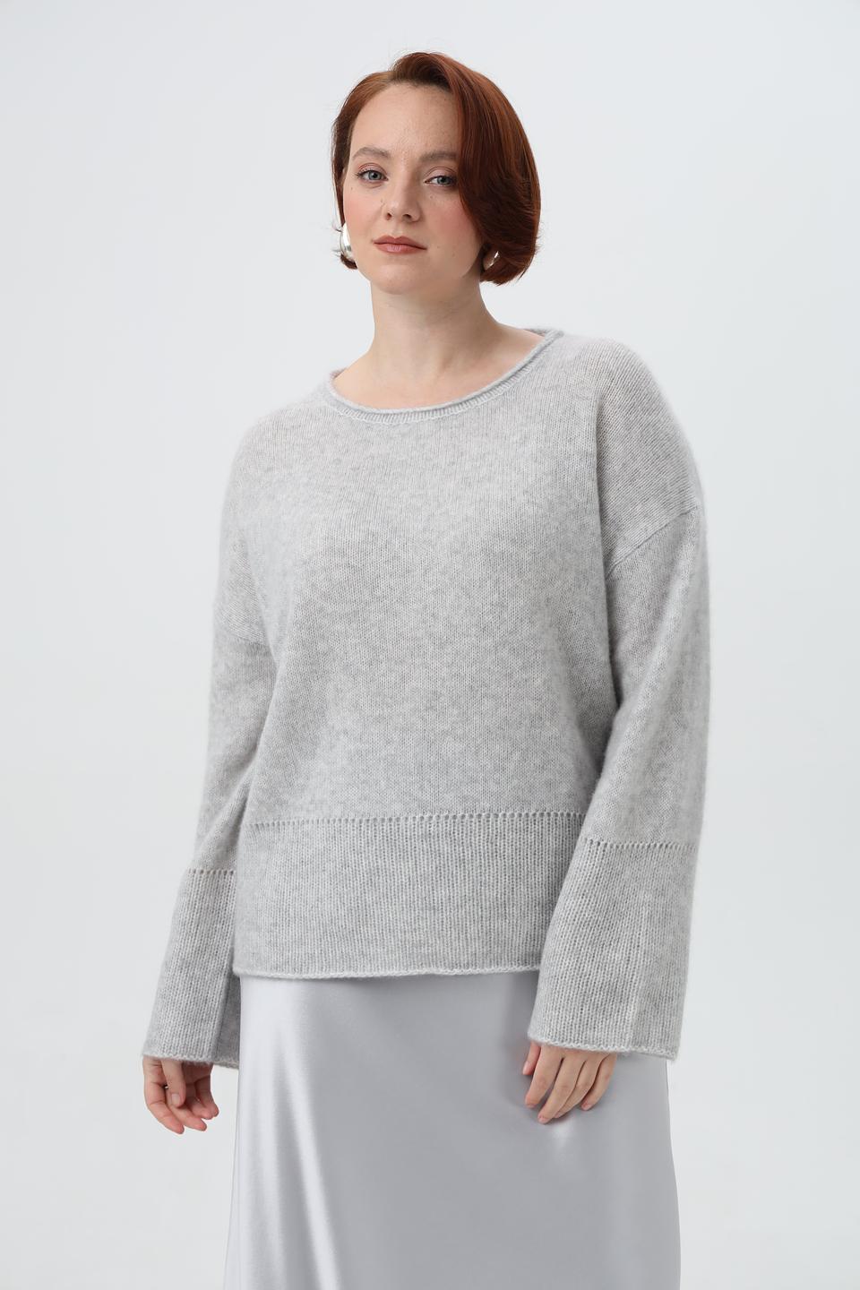 Пуловер Herzens Angelegenheit серый