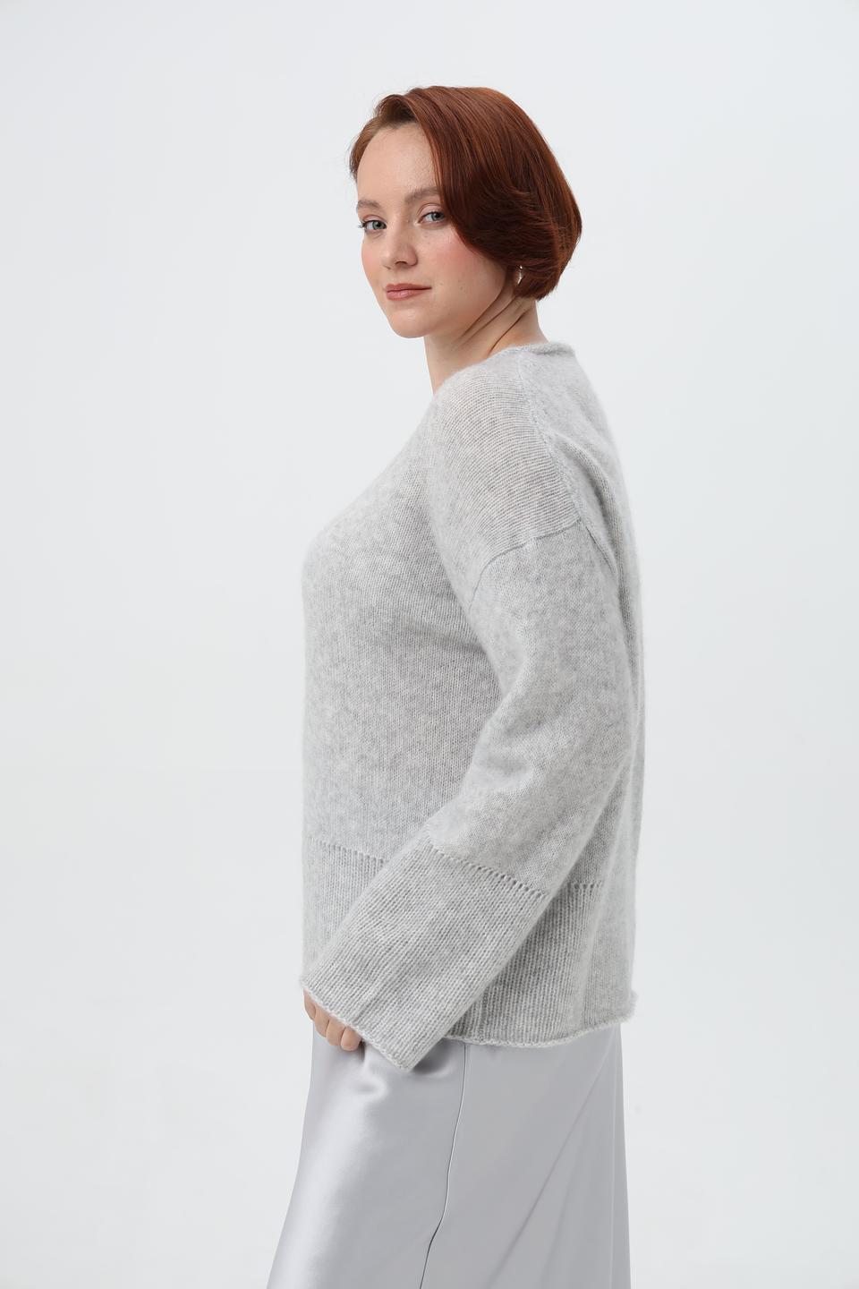 Пуловер Herzens Angelegenheit серый