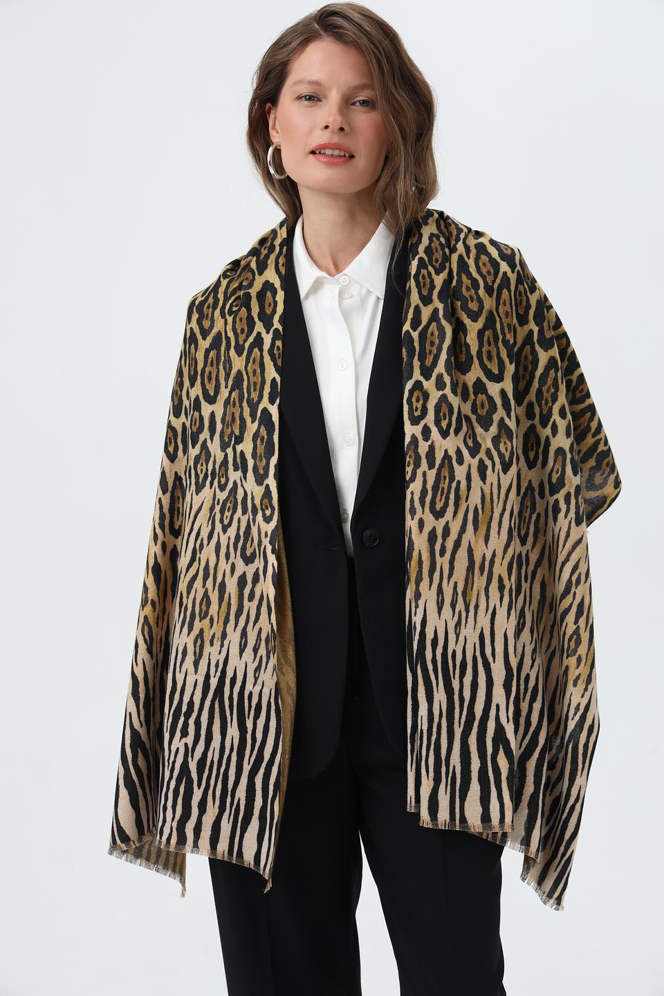 Шарф Fraas с леопардовым принтом