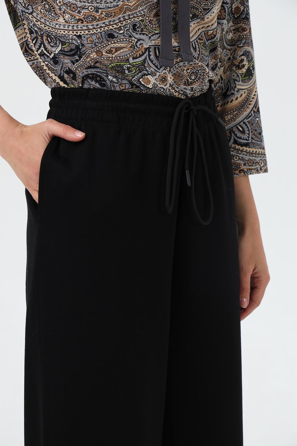 Брюки-клеш Miss Lagotte черные