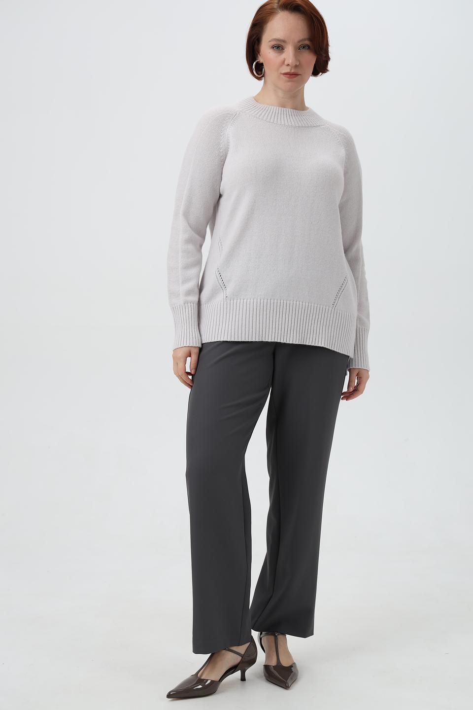 Пуловер Lebek с ажурной вставкой