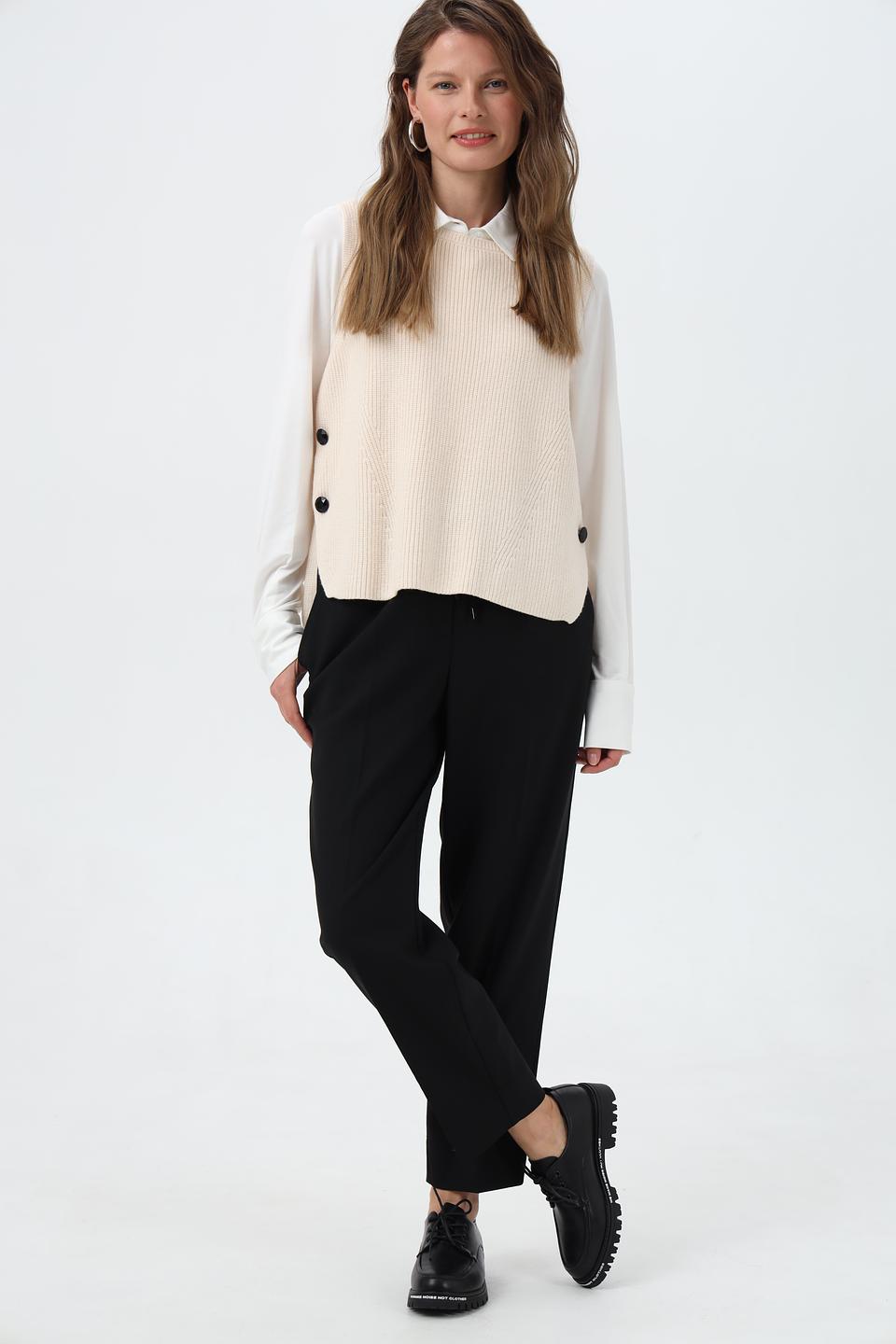 Жилет Lecomte женский бежевый