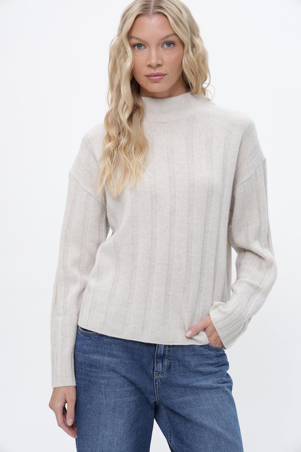 Пуловер Marc Cain с косами бежевый