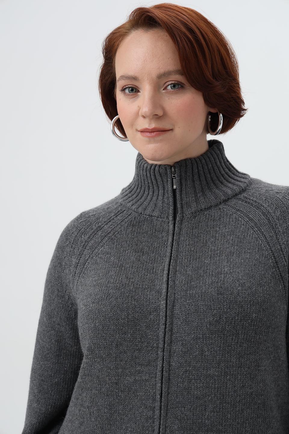 Жакет Lebek серый с воротником