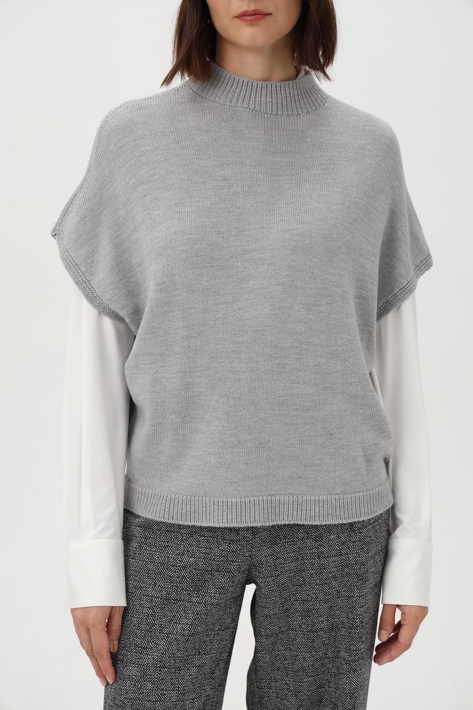 Жилет Croche вязаный серый