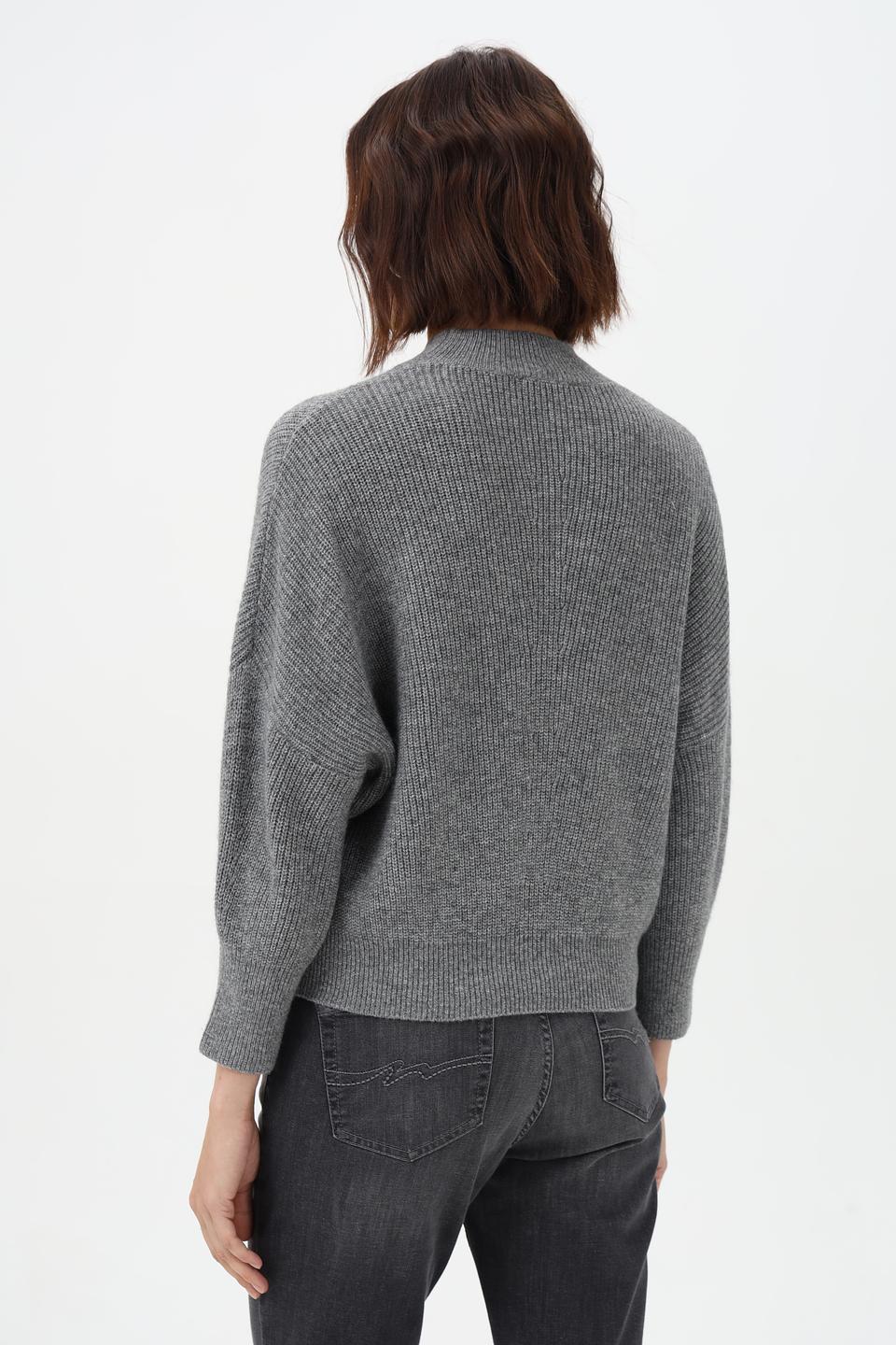 Пуловер Oui с высоким горлом, серый