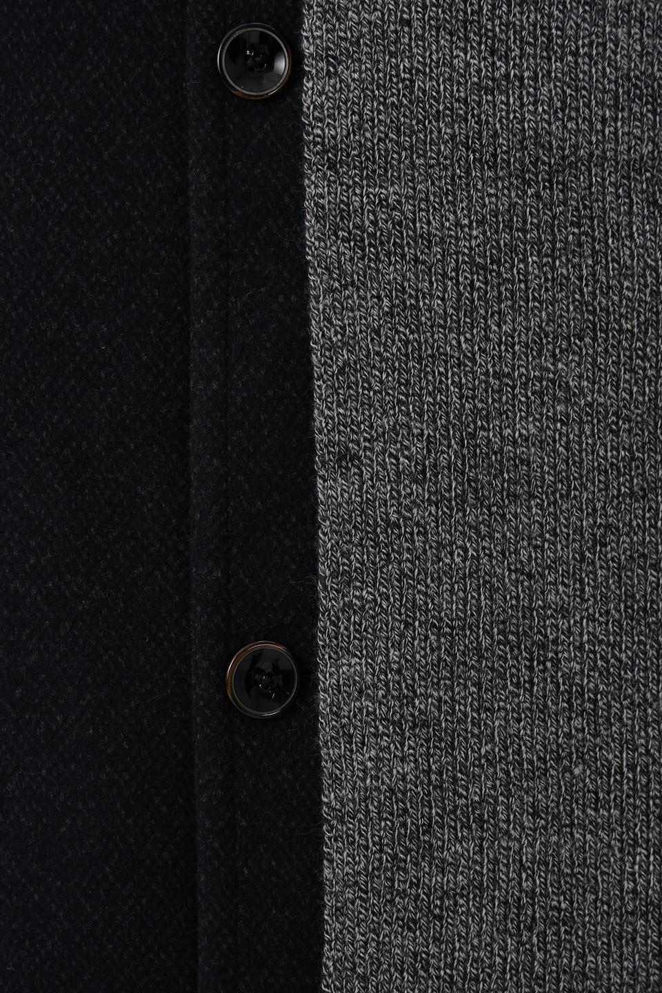 Шарф Bugatti в клетку серый