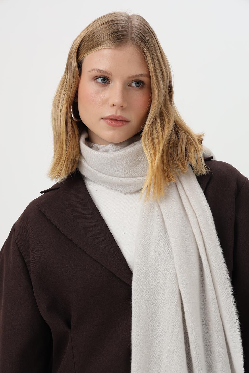 Шарф Marc Cain с бахромой