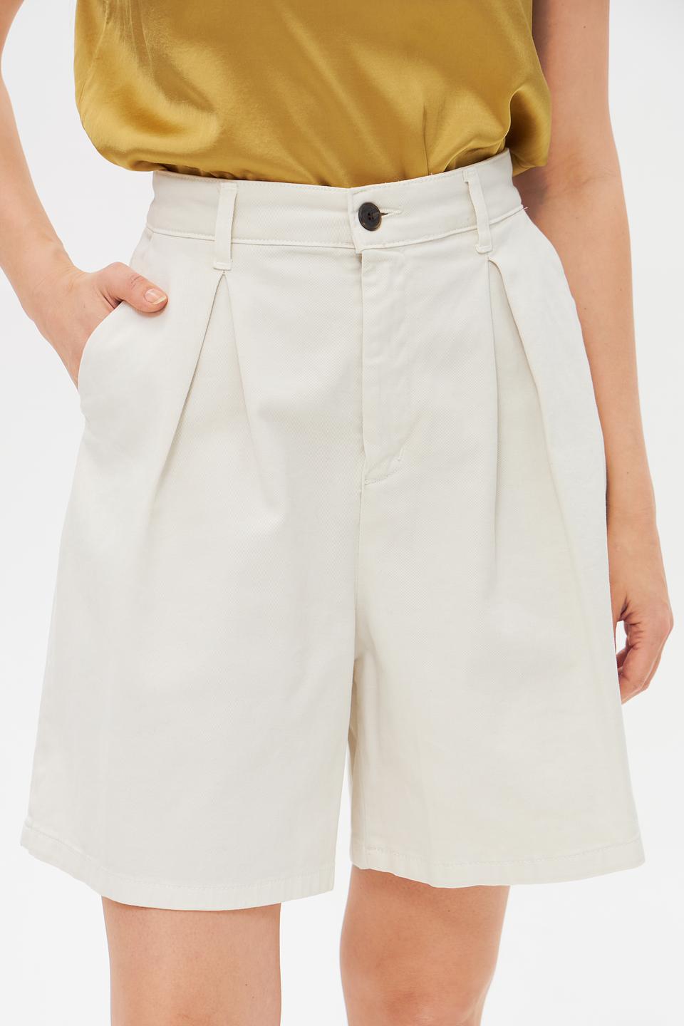 Шорты Croche прямые бежевые