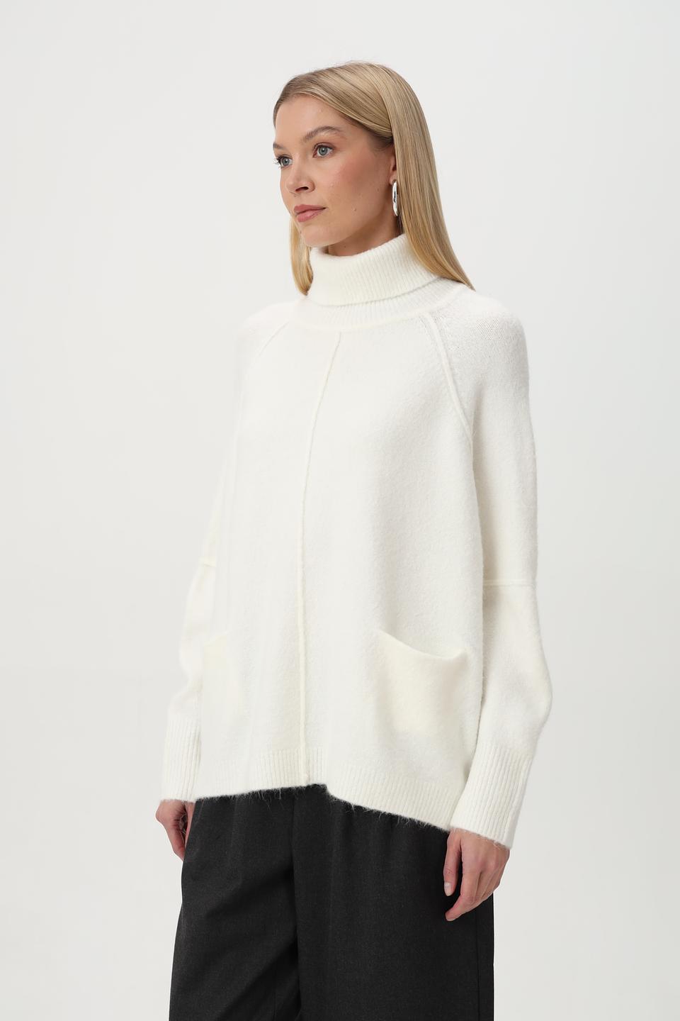 Пуловер Tuzzi с карманами молочный