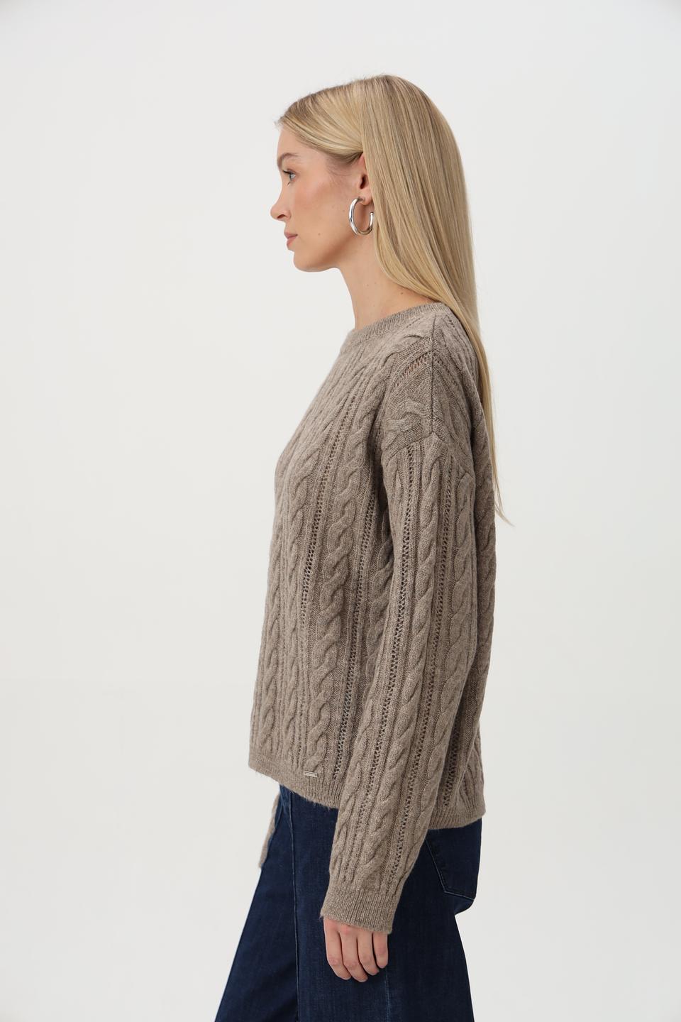 Пуловер MORE and MORE с косами бежевый