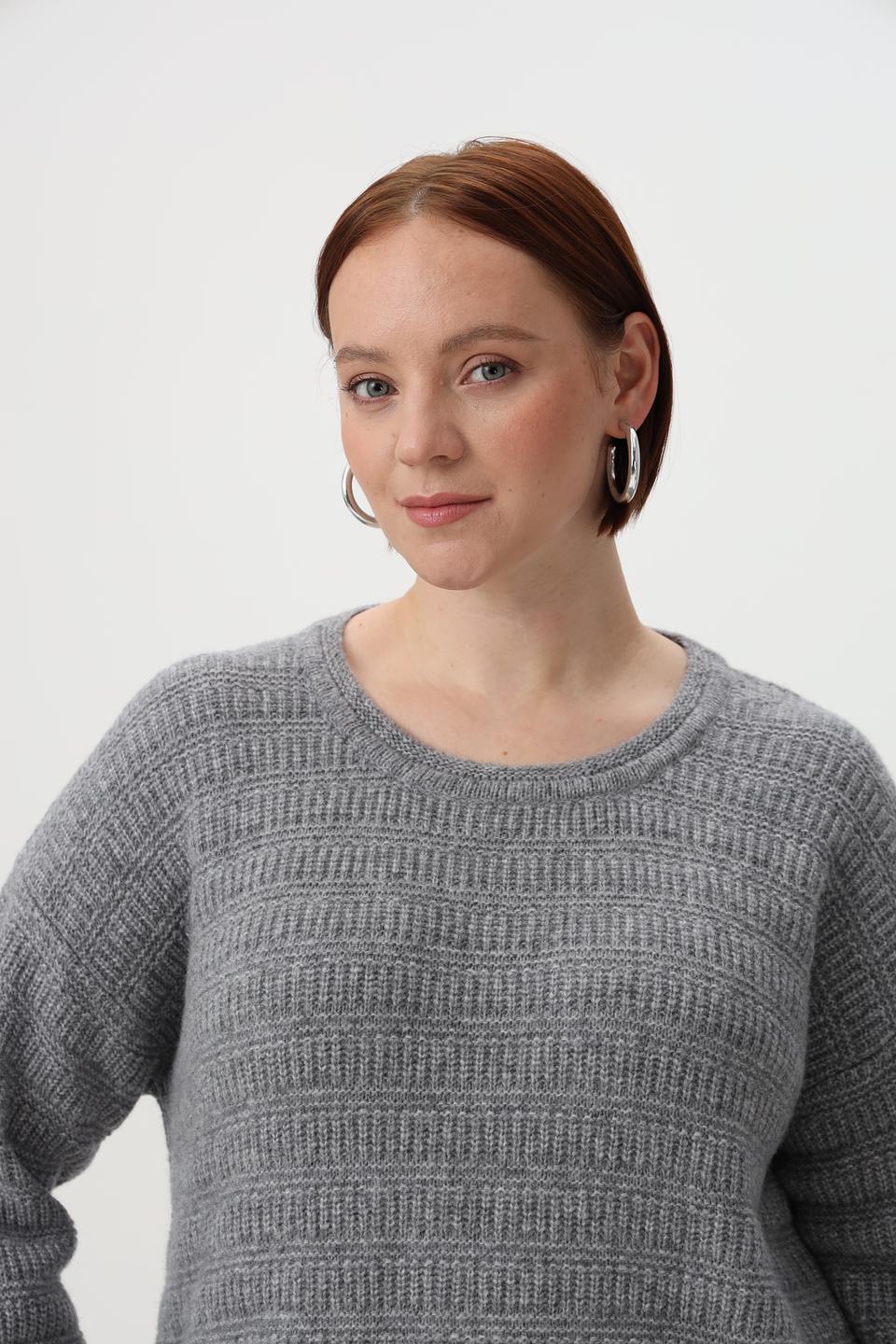 Пуловер Gollehaug с узором