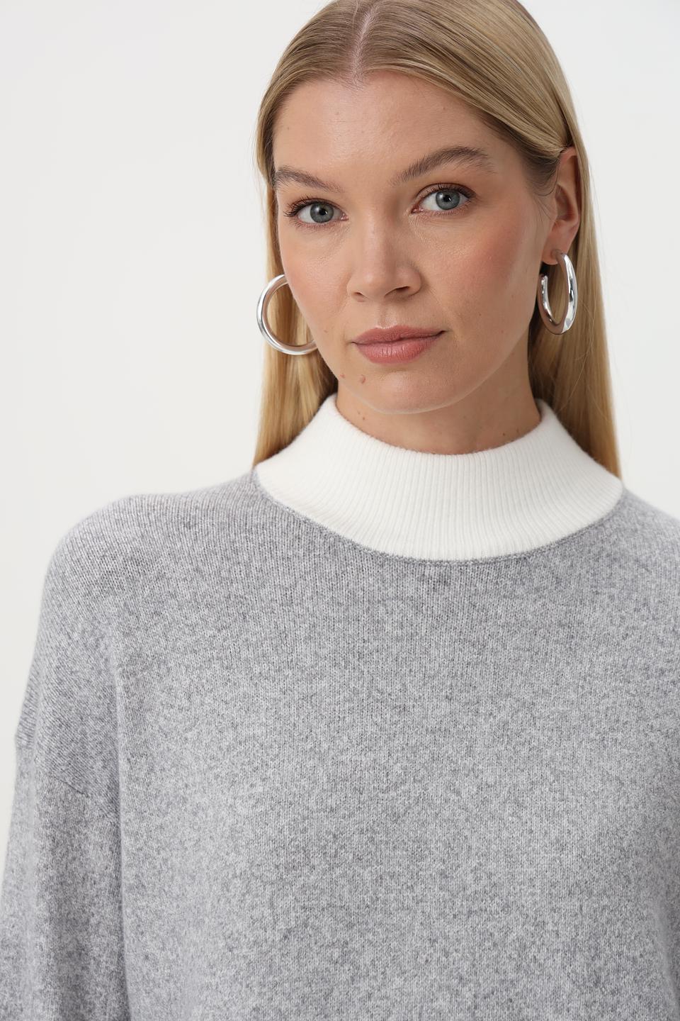 Пуловер Olsen с контрастной отделкой серый