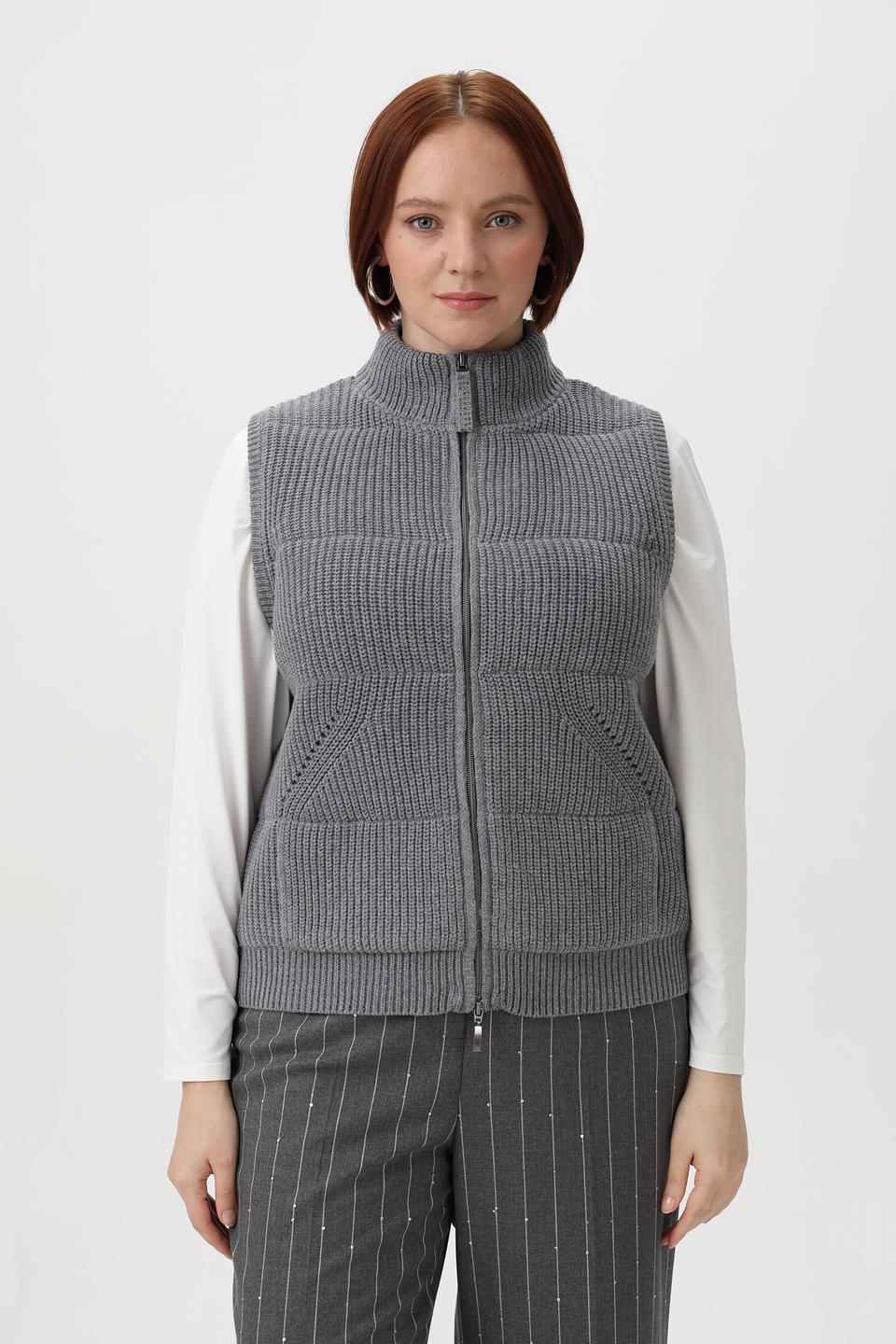 Жилет Rabe collection серый