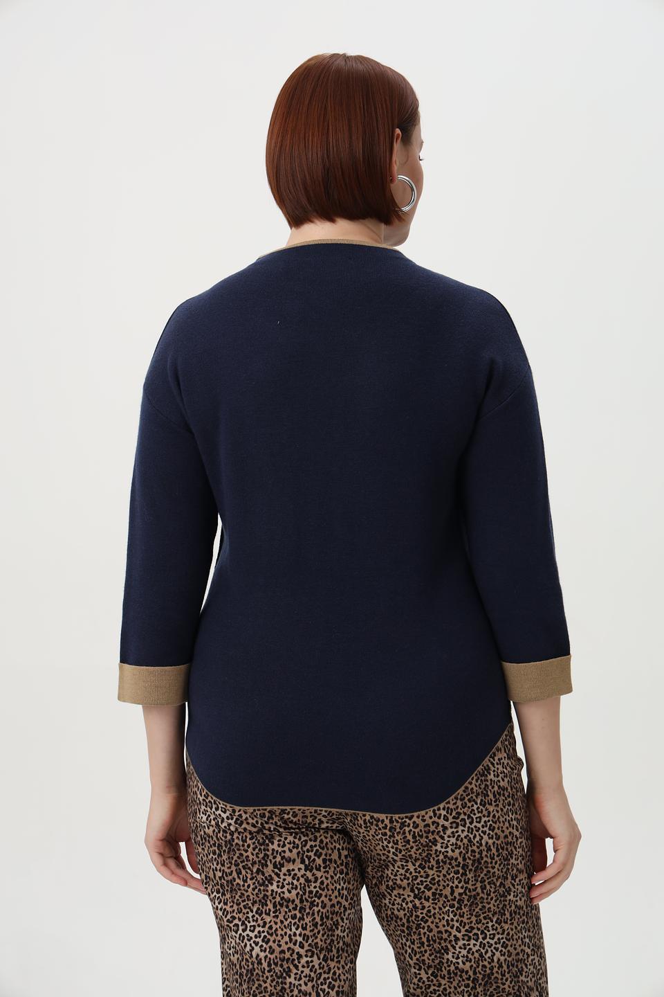 Пуловер Bianca с отделкой