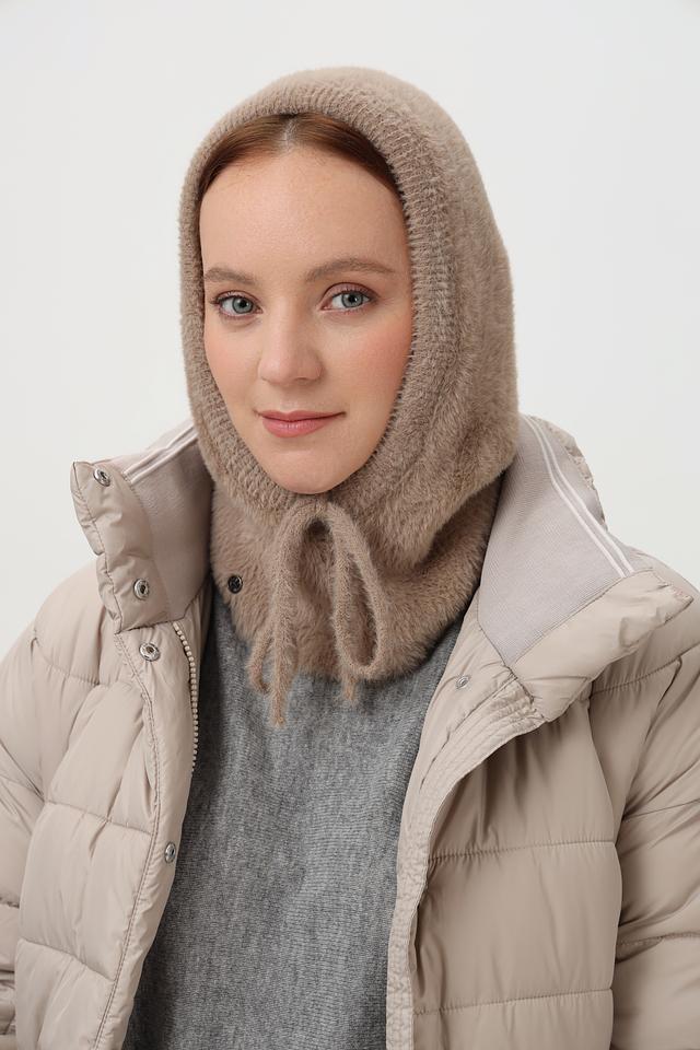 Шапка Loevenich вязаная бежевая