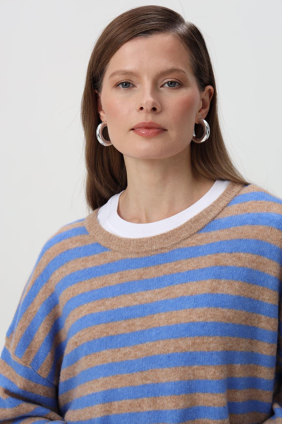 Пуловер Oui в полоску