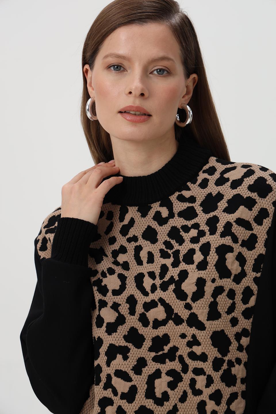 Пуловер Marc Cain Sports с леопардовым принтом