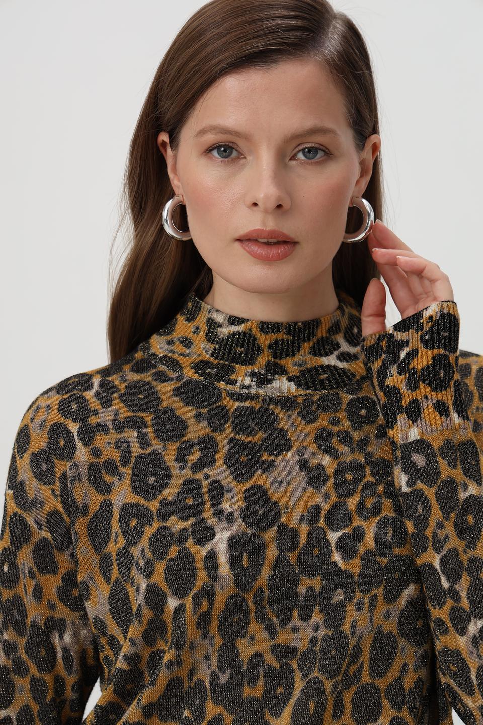 Пуловер Betty Barclay с леопардовым принтом