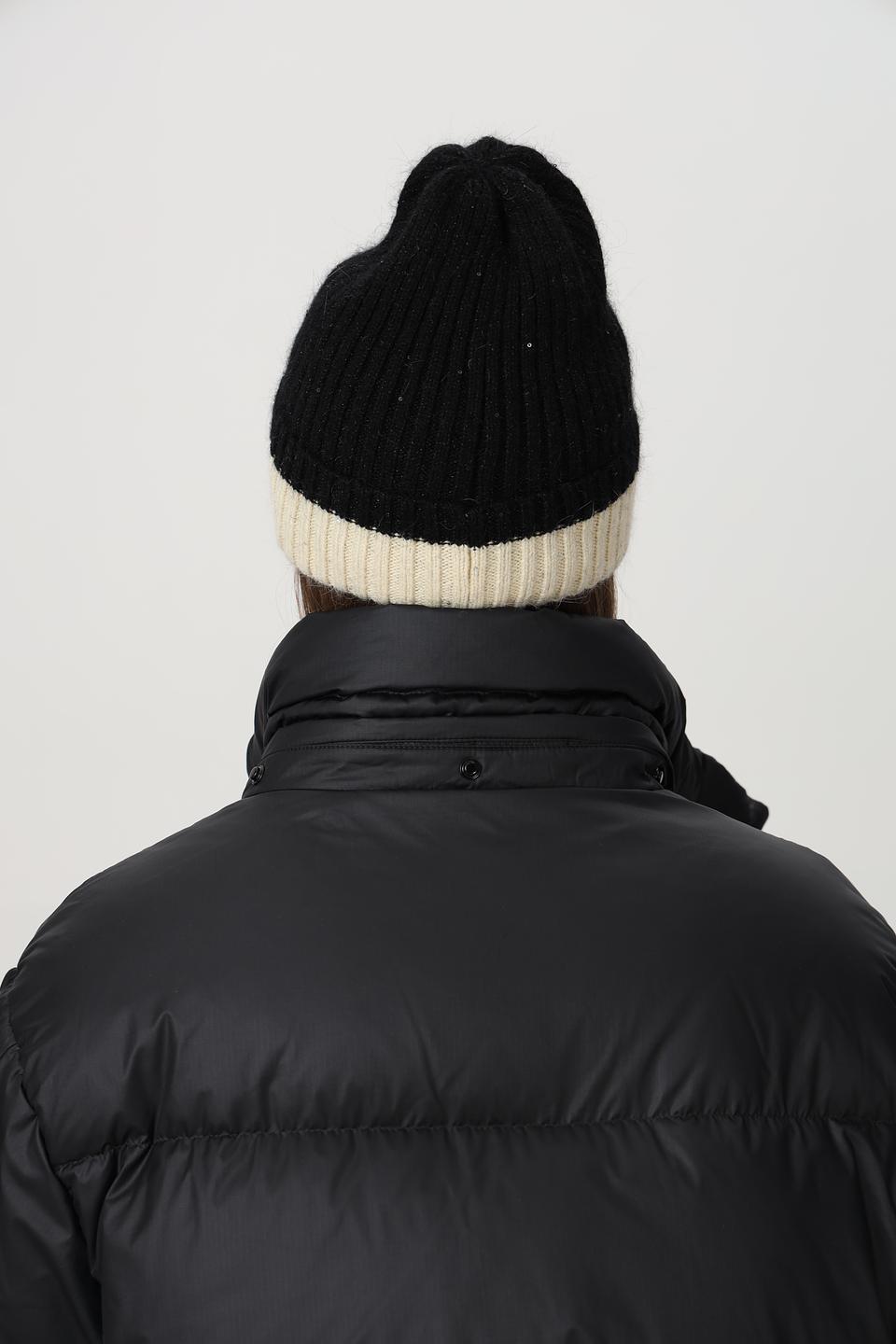 Шапка Marhatter вязаная двухцветная