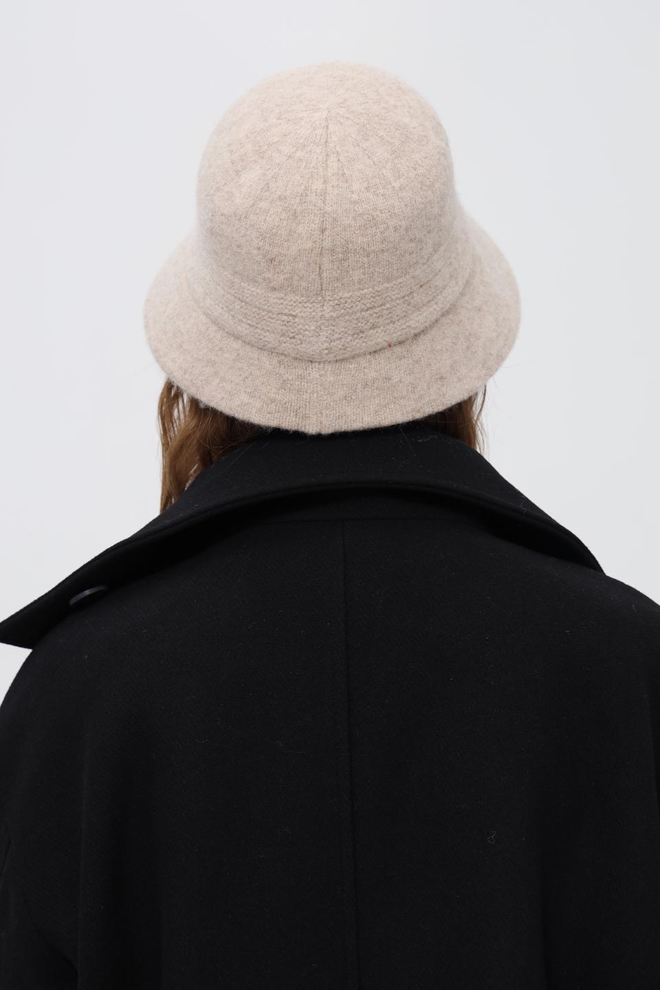 Шляпа Loevenich вязаная бежевая