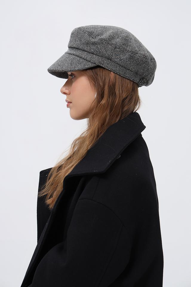 Кепка Loevenich в клетку серая