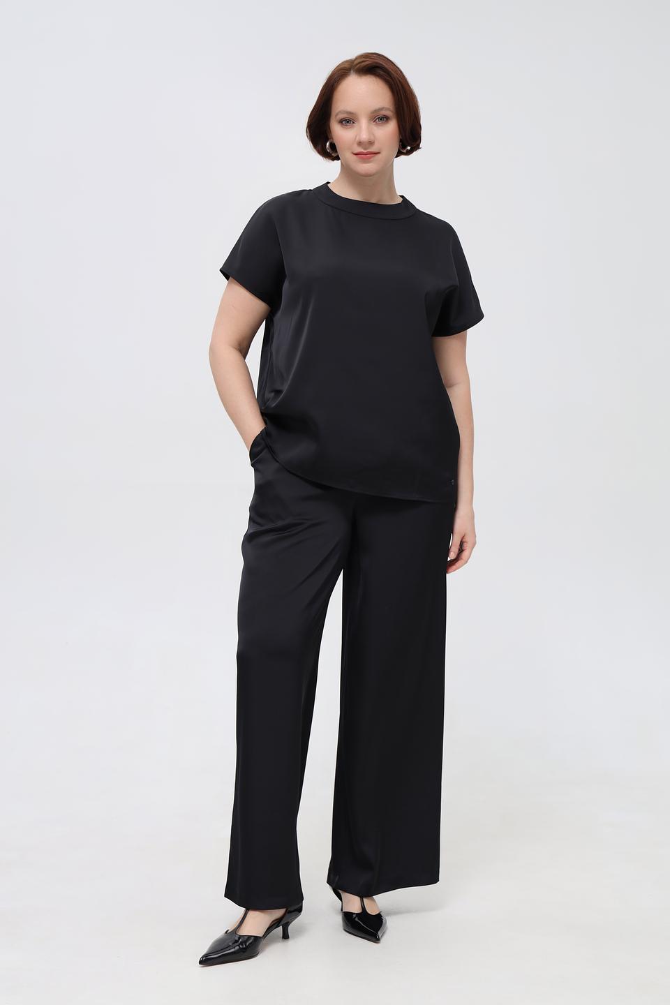 Блузка Betty and Co черная