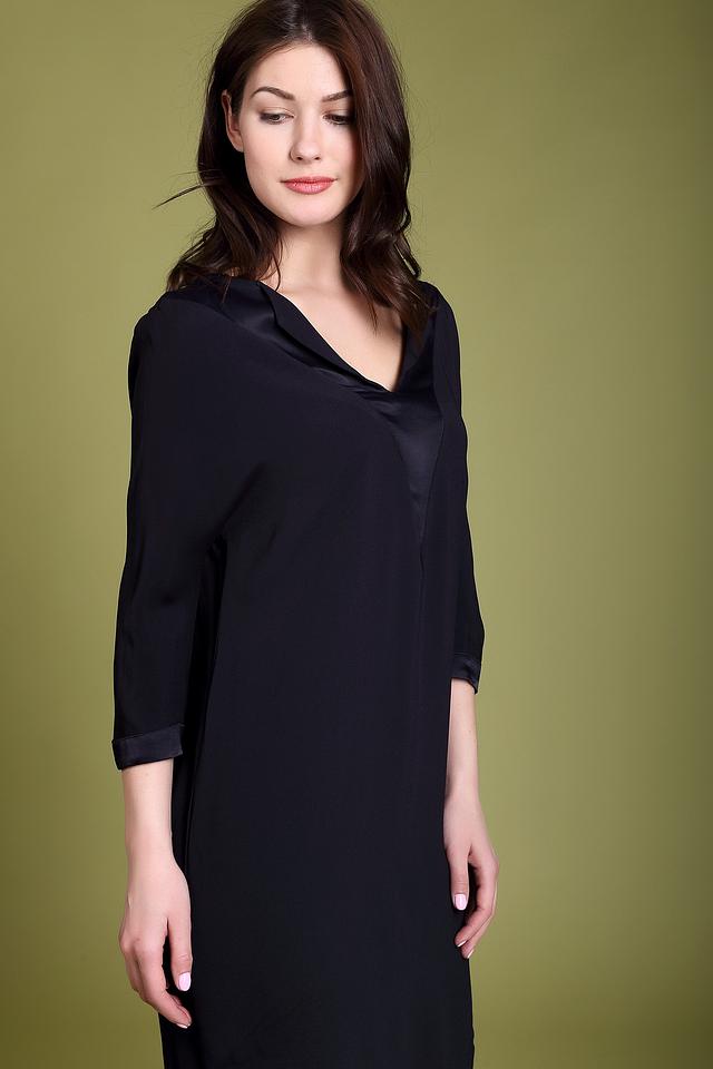 Платье Comma чёрное с атласными деталями